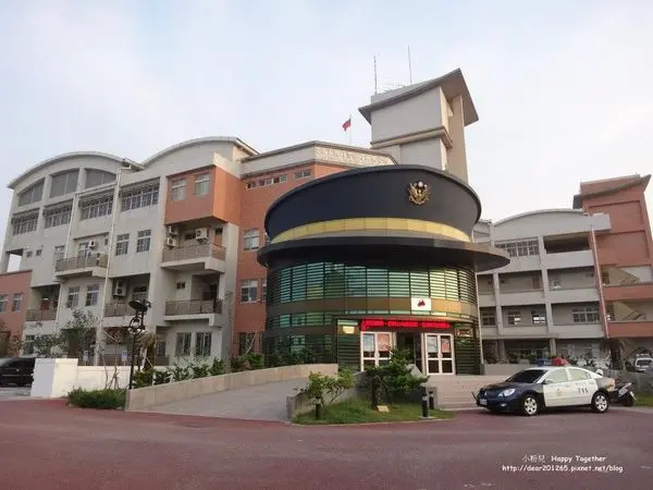 ▌遊記 ▌台南新化▶創意建築新指標♥新化警察局→朝聖GO♥