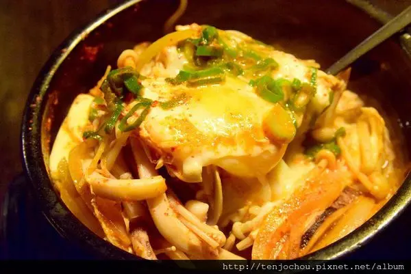 花花，甲飽沒【台北食記】東區 大韓門 平價韓式料理cp值高