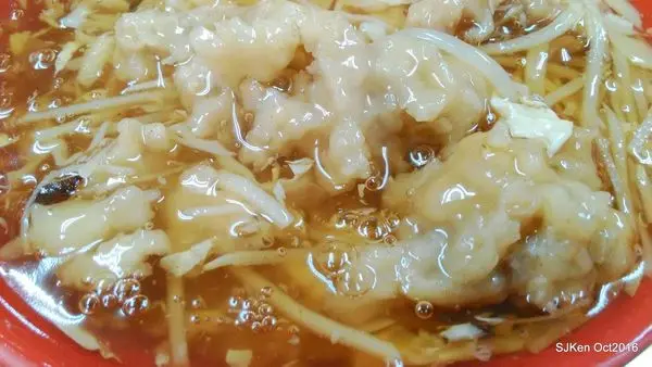 三訪「好口味台灣小吃」--- 美味又平價的小吃「台南碗粿」與「北港香菇肉羹意麵」