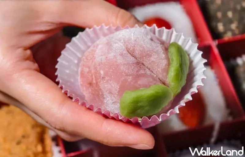 高雄伴手禮推薦！睿家米大福鹽埕店高雄鹽埕 壽桃麻糬夯翻天，拜土地公也能這麼萌。