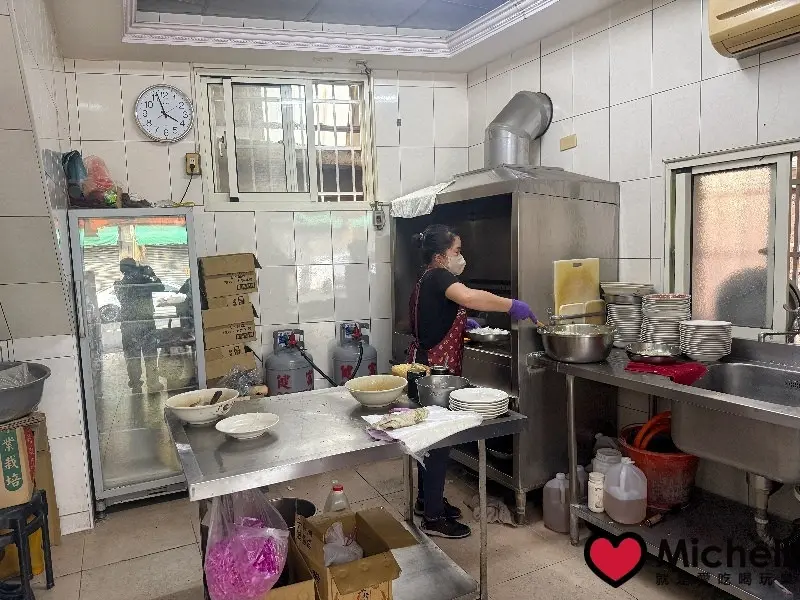 怪人花枝鱔魚麵