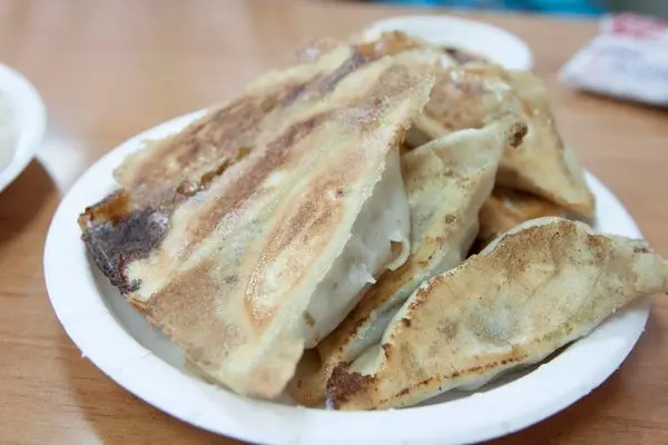 多了翅膀果然不一樣 - 阿財鍋貼水餃石牌創始店