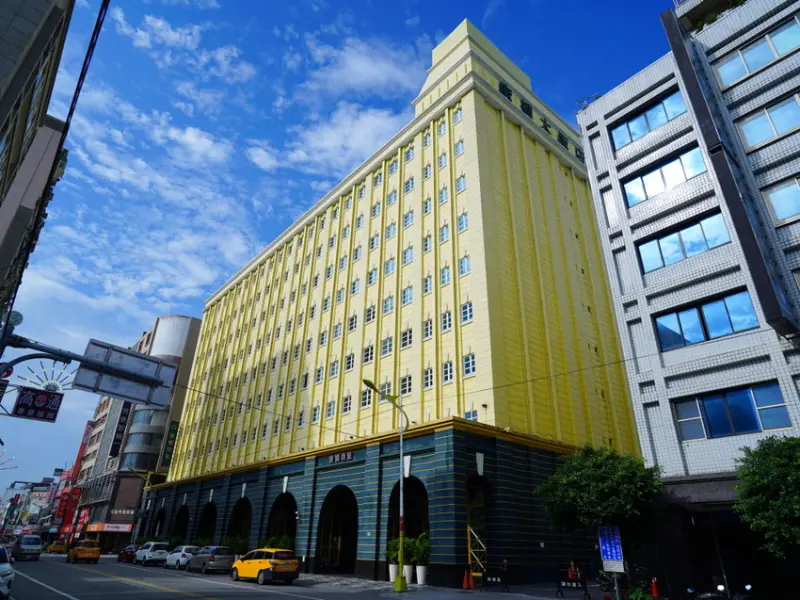 火車站步行6分鐘、免費宵夜餅乾吃到飽｜康橋商旅花蓮站前館住宿心得