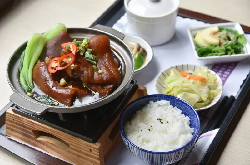 嘉義梅山一日遊行程推薦｜金牌農村太平社區 太平雲梯 太平老街