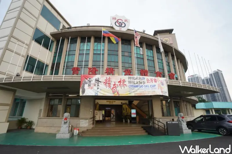 開在體育館的吉隆坡美食！碧華樓  米其林必比登推薦 在充滿歷史氣息的體育館品嚐粵菜。