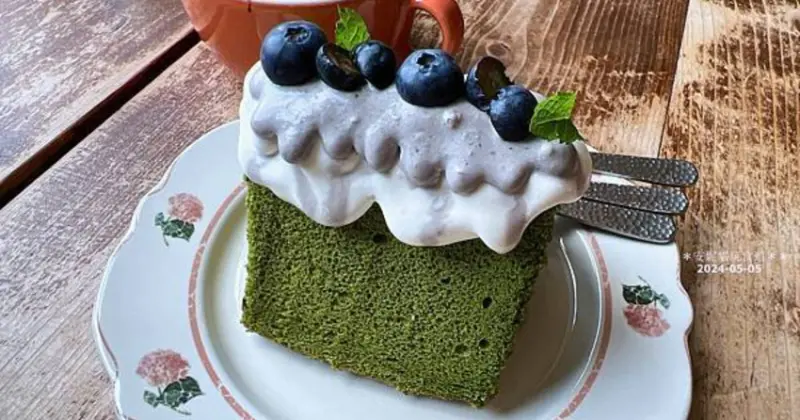 中壢老街溪邊最美老宅咖啡廳！小舊閣樓Glow白天咖啡夜晚餐酒館超Chill。