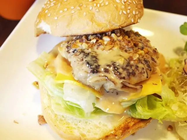 食。信義區早午餐。來找餐2店 共享美好的時光吧!