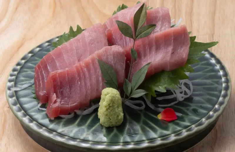 東京中目黑站5分鐘關東煮名店「金魚與風鈴」，提供半包廂設計和自選配料玩法，愛吃美食的你必朝聖。