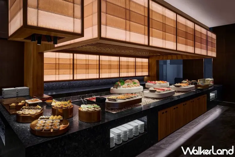 寒舍艾美探索廚房華麗回歸！全新日料檯升級、50款海味與炙燒和牛握壽司打造信義區最強自助餐。