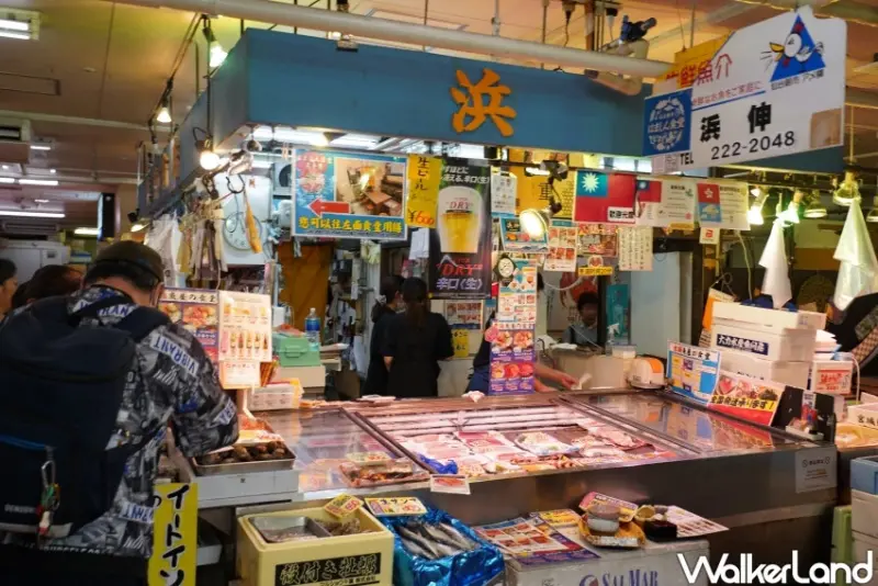 仙台早餐推薦！浜伸渡邊商店 現選現吃鮮美海鮮，親切老闆娘會說中文