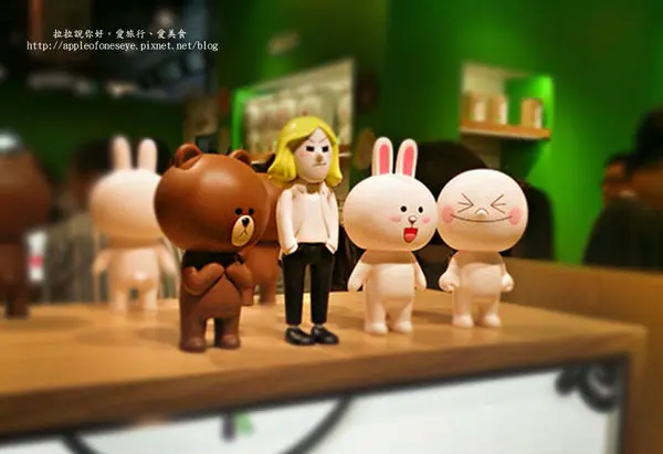 市政府站 ▉微風松高。全球第二家LINE專賣店在台灣/LINE FRIENDS