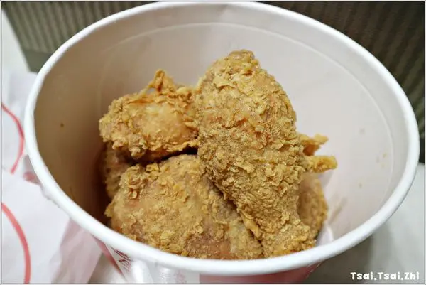 [新北三重]胖老爹美式炸雞(三重店)|全家餐(雞腿2支+雞塊3塊+雞翅3支)只要$259、各式炸物、薯條|現點現炸美味好吃的吮指炸雞