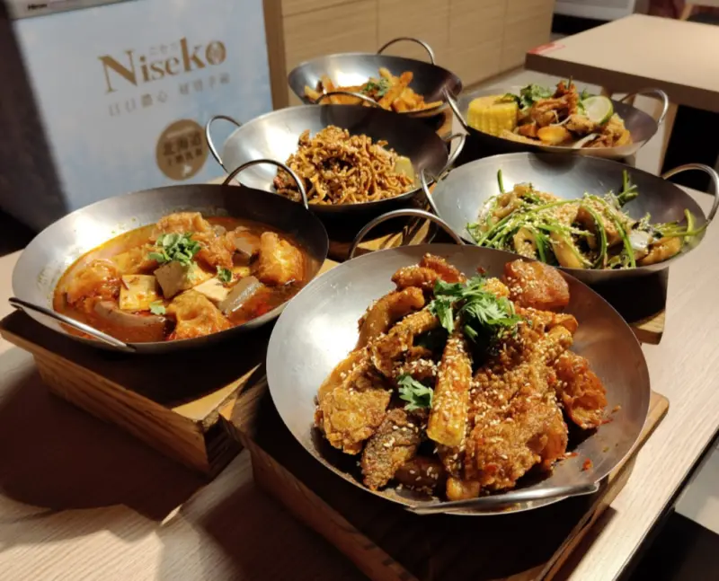 新竹光復本舖 乾鍋麻辣過癮 × 內用自助吧吃到飽 × 冰粉清