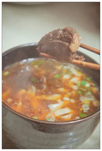 【食記】 宅配網購限定的隱藏版滋味-大師牛肉麵