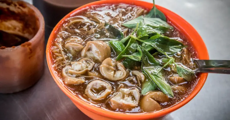 新北三重大腸麵線推薦！龍濱超過30年老店，超豪邁必吃。