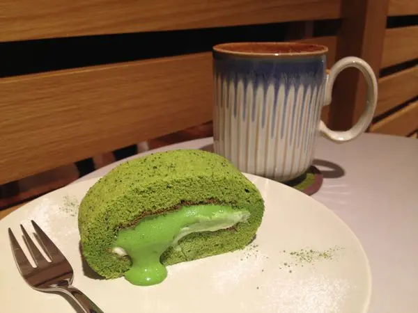 捷運忠孝敦化✿ The lobby of simple Kaffa ✿ 隱身V hotel 花叢中的美味甜點