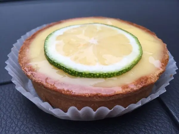 台中✿La Famille 法米·法式甜點咖啡✿不論內用外帶都滿滿人潮的高人氣甜點!