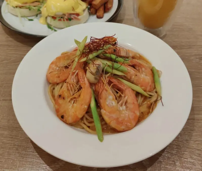 新竹 Glow Cafe 人氣推薦｜早午餐控必訪！煙燻鮭魚班