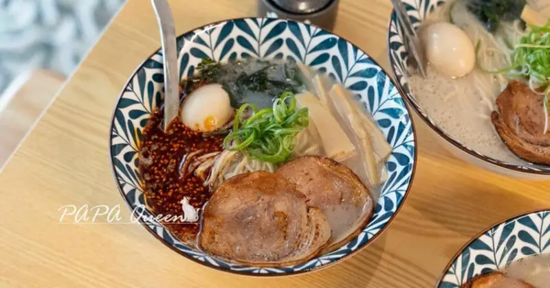 台中拉麵必吃！審計新村旁浘拉麵僅賣兩款拉麵，免費續麵超划算。