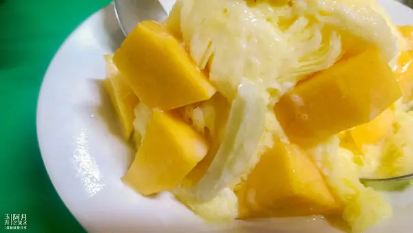 台南美食│阿月芒果冰。來玉井絕不能錯過的雪花芒果雙響