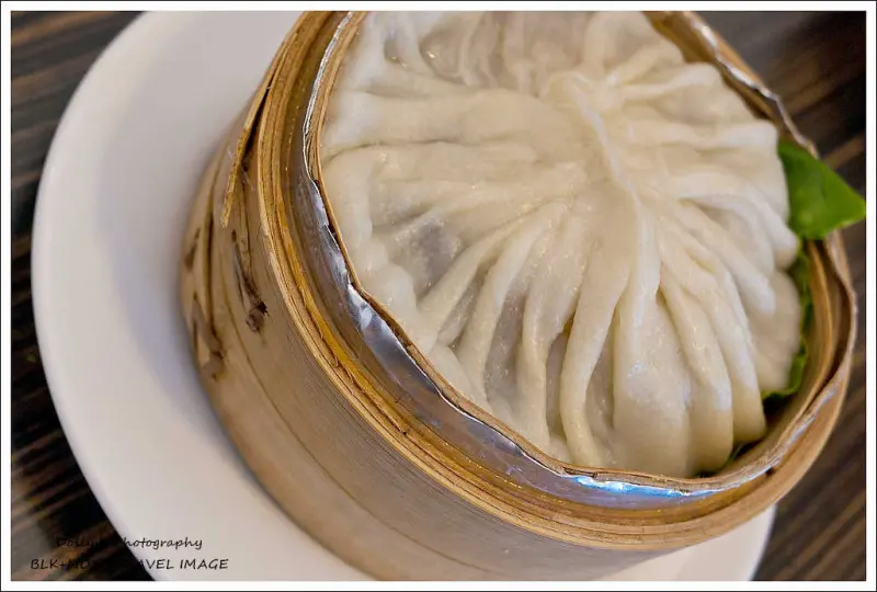 台南│清閣水樓‧用吸管吸的灌湯包子