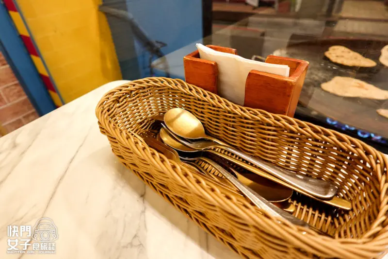 7師大商圈美食Salt %26; Spice印度阿拉伯墨西哥異國料理咖哩捲餅口袋餅.jpg