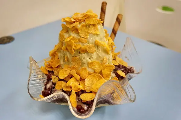 【新竹美食】翔美雪花冰店(南寮店)-本土原味食材雪花冰及創意冰品--踢小米食記