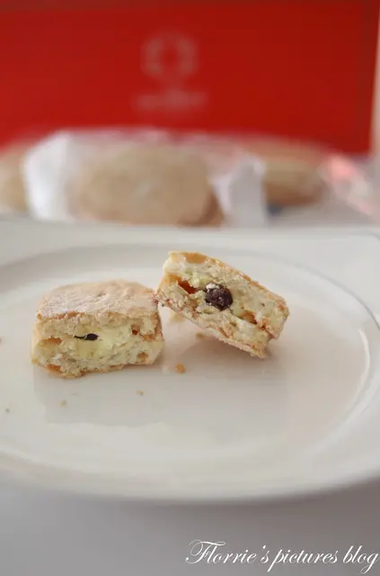 邀約~歐華酒店--黃金鳳梨酥、達克瓦滋~二款甜點都好好吃哦        
      