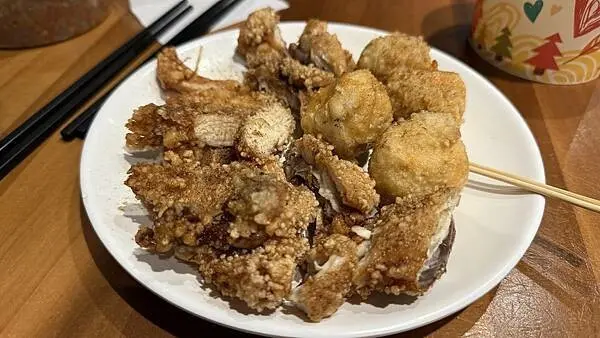 台中在地小吃推薦【美村路美食一條街】台中銅板小吃/勤美商圈口袋名單/台中金典酒店周邊美食/台中美食推薦2025