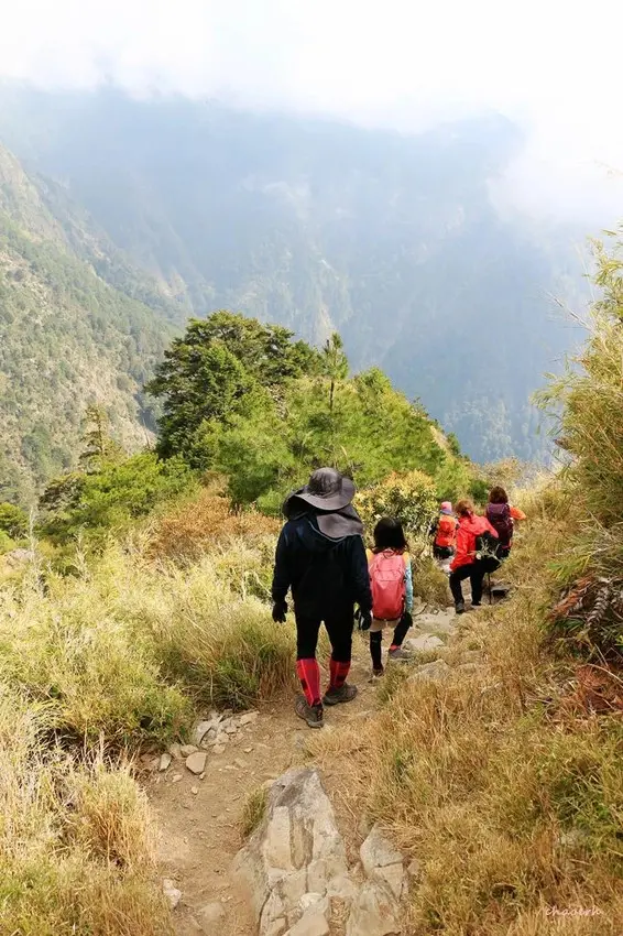 【百岳】玉山前峰(二刷)一日單攻《 3個小隊友(3歲7歲