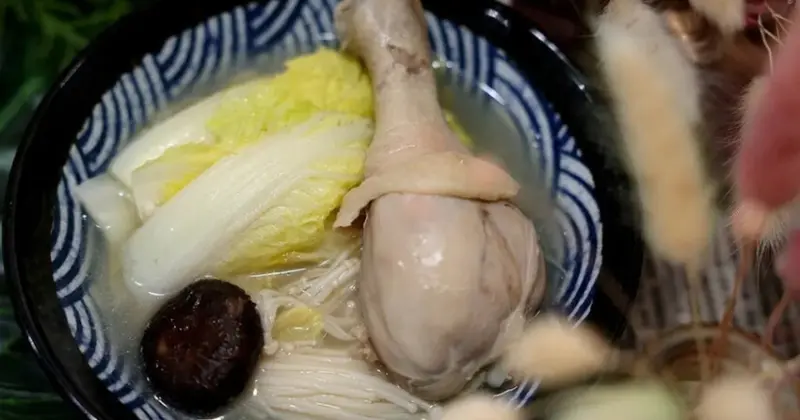 段純貞宅配濃雞湯評價，蒜頭菇菇湯控必吃，信義宅配美食推薦。