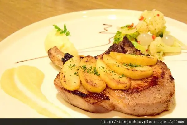 花花，甲飽沒【台北食記】Destino妳是我的命運 情人節餐廳推薦浪漫指數破表