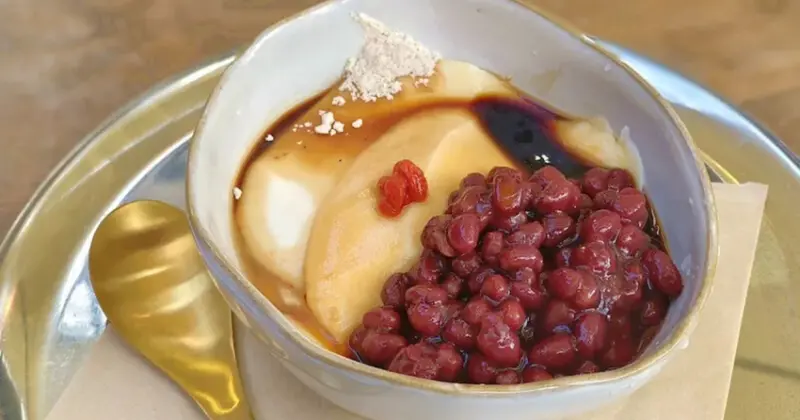 南投埔里甜品推薦！桑心合作社手工豆花 仙草創意吃法必嚐。