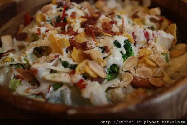 Campus Cafe(站前旗艦店)美式風格大份量異國美食~我喜歡