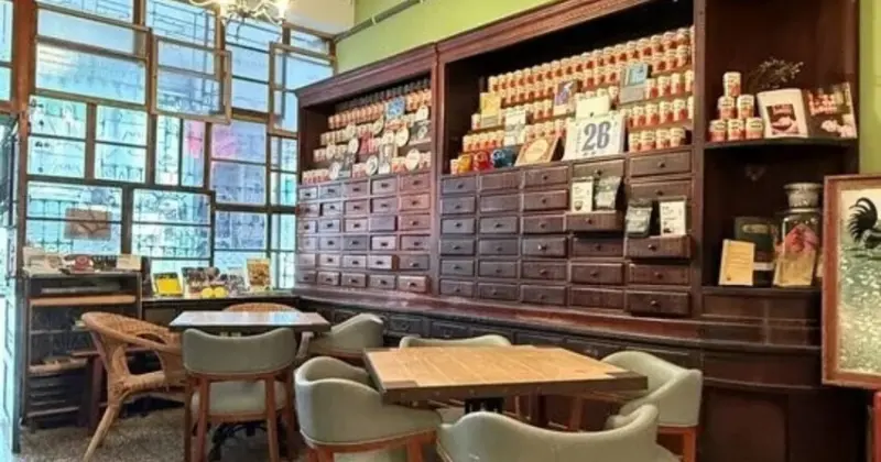 大稻埕復古老宅咖啡廳！窩窩咖啡Wooo Coffee打造懷舊港式料理與藝文空間。