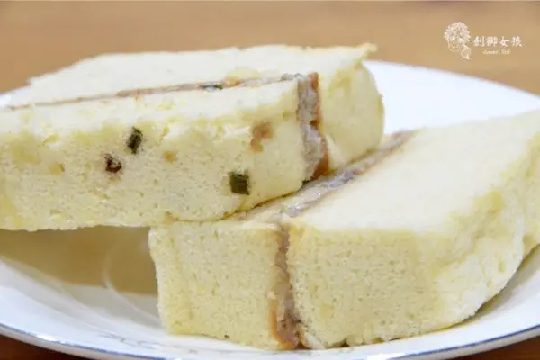 【鹿港名產】烤香蔥鹹蛋糕～西式蛋糕和台式蔥頭酥的完美結合