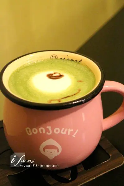 【文德站】JokeR coffee內湖巷弄咖啡廳~手作甜點，咖啡拉花