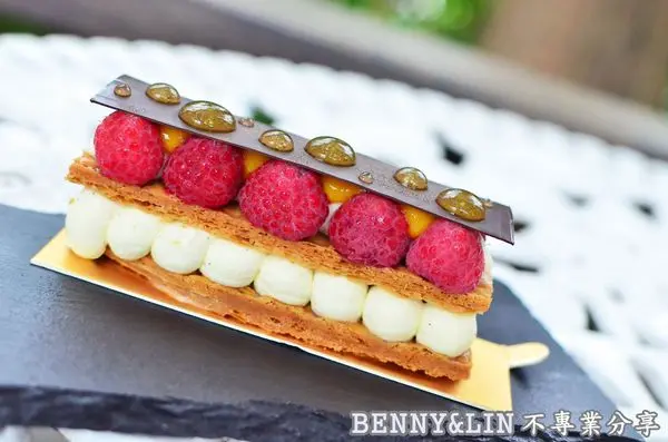 [宜蘭美食]冬山河旁靜謐民宿藏著夢幻法式甜點，一定要三天前預約不然吃不到! -- Cest Bon散步小河岸法式甜點(宜蘭美食、宜蘭甜點、宜蘭下午茶、宜蘭法式甜點推薦)