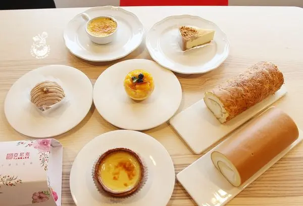 【台中宅配美食】亞尼克菓子工房台中旗艦店 // 購冠軍亞尼克生乳捲進駐綠園道，推出帕達諾起司台中限定口味