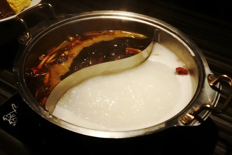 食在～香氣四溢me狀元-無米.麻辣鴛鴦鍋