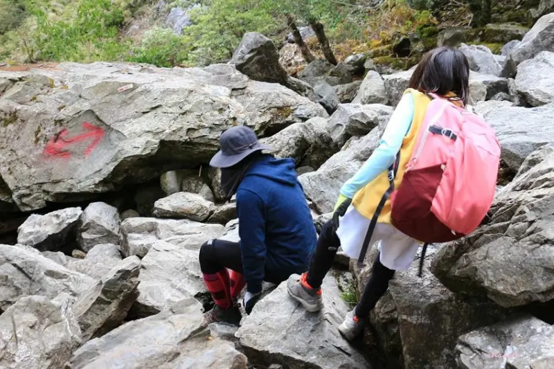 【百岳】玉山前峰(二刷)一日單攻《 3個小隊友(3歲7歲