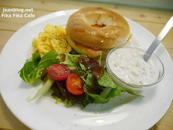 [捷運松江南京站]Fika Fika Cafe，伊通街鬧中取靜的北歐風格咖啡館，享受悠閒早午餐時光(每日供應)