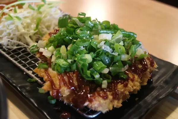 高雄左營區=<體驗>五目坊 ~招牌玉子公主起司蛋包飯美感以及口感的極大享受＊米/堅果/肉/蛋的堅持＊49元小資輕鬆吃＊文末有贈獎免費送你去吃蛋包飯=