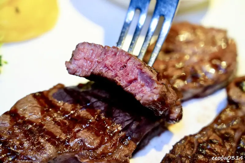 台北牛排推薦｜亨利客原味炭烤牛排，老饕牛排88折嚐鮮、A5和