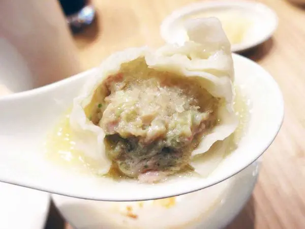 【台北】杭州小籠湯包民生東路店-鮑魚、燕窩小籠湯包