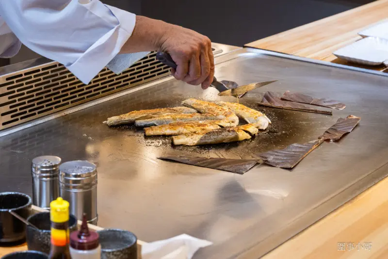 桃園大園青埔美食推薦-海童鐵板料亭，嚴選的食材遇上身懷絕技的主廚，一道道美味的鐵板料理讓人心滿意足。 @圍事小哥的幸福相框