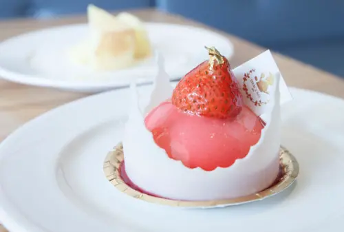 撒子咖啡店 ISAAC CAFE - 小巧甜點及溫柔的金黃綠檸檬蛋糕