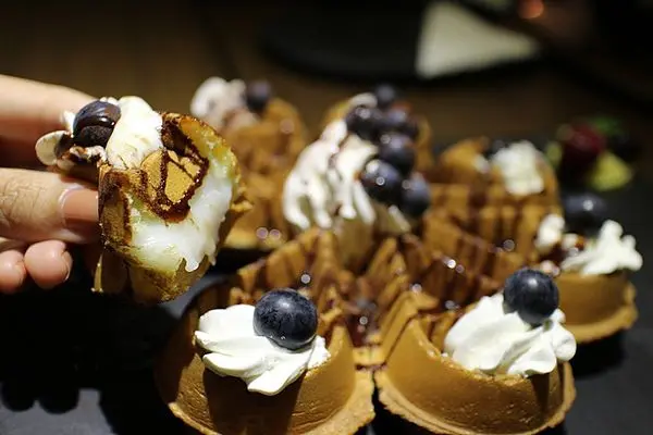 ▌4Mano Caffé▌忠孝新生站2號出口，只想跟好朋友分享的麻糬鬆餅