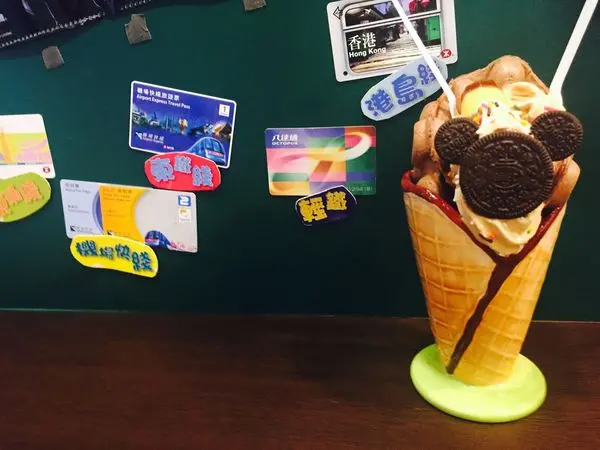 捷運新埔站✿香港菲萊台灣✿品嚐香港道地點心還能買伴手禮! 推薦雞蛋仔冰淇淋~ QQ雞蛋仔配上港式奶茶冰淇淋!