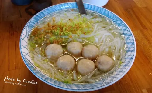 [食記/宜蘭]阿添魚丸米粉 九十年老店 早起的鳥兒吃米粉 在地人美食